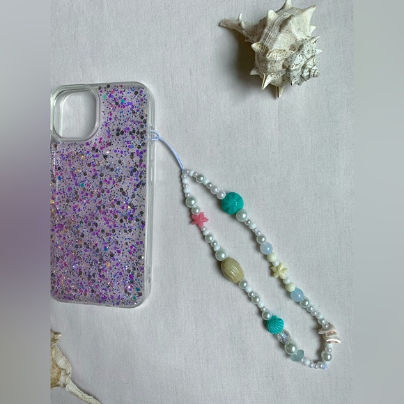 5/$20 ENTIRE SHOP CLEARANCE “Oceana” handmade beaded phone strap 🌊✨🐚 - Picture 4 of 8